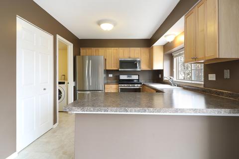 243 Half Moon Cir, Aurora, IL 60504 photo 8
