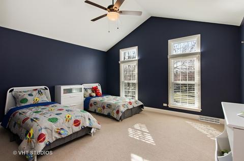 2203 Embden Ln, Wheaton, IL 60189 photo 16
