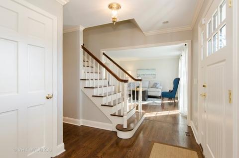 2203 Embden Ln, Wheaton, IL 60189 photo 3
