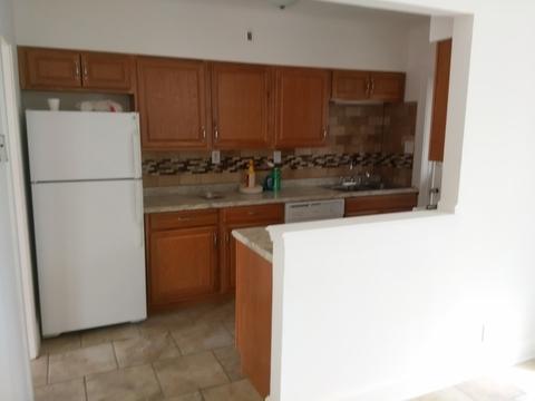 653 Page Ave, Elgin, IL 60120 photo 3