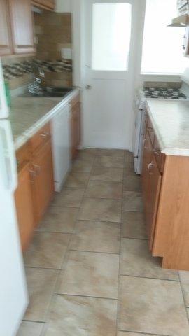 653 Page Ave, Elgin, IL 60120 photo 2