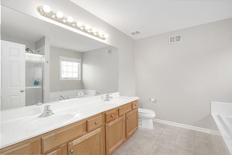 309 Cimarron Rd E, Lombard, IL 60148 photo 17