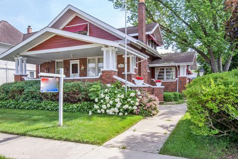 9 Washington St, Algonquin, IL 60102 photo 1
