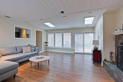 2 W Sunset Rd, Mount Prospect, IL 60056 photo 20