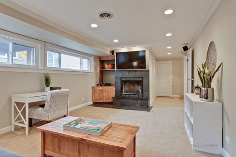 2 W Sunset Rd, Mount Prospect, IL 60056 photo 23