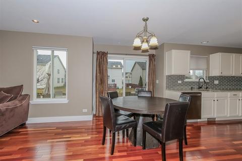 1789 Dyer Dr, Bartlett, IL 60103 photo 8