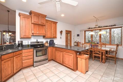 6814 Hennig Dr, Marengo, IL 60152 photo 7