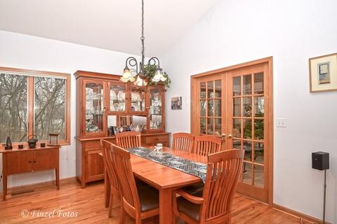 6814 Hennig Dr, Marengo, IL 60152 photo 5