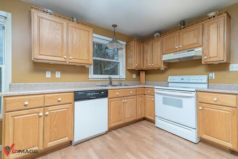 2749 E Brunswick Rd, Beecher, IL 60401 photo 8