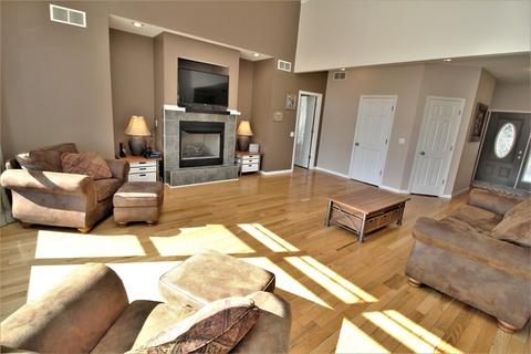 2581 E Water Rd, Byron, IL 61010 photo 6