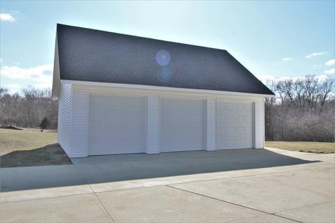 2581 E Water Rd, Byron, IL 61010 photo 24