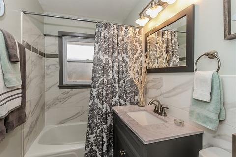 148 Crescent Dr, Glenview, IL 60025 photo 20