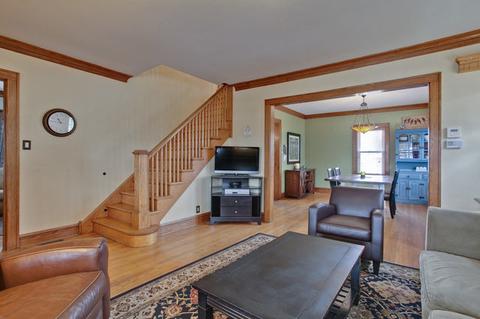 1358 E Algonquin Rd, Des Plaines, IL 60016 photo 5