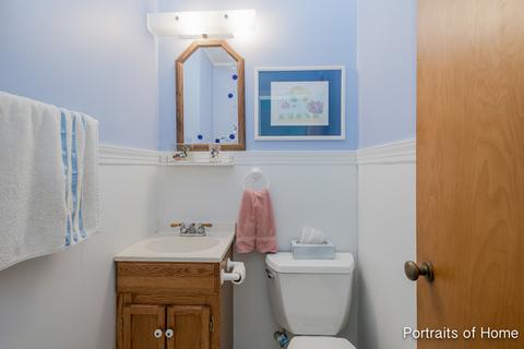 2301 Saint James St, Rolling Meadows, IL 60008 photo 6