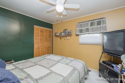 2301 Saint James St, Rolling Meadows, IL 60008 photo 5