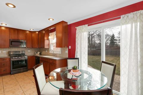 624 E Macarthur Dr, Palatine, IL 60074 photo 9