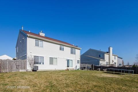 1677 Montclair Dr, Elgin, IL 60123 photo 17