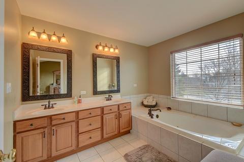 2720 Cavalcade Ct, Aurora, IL 60503 photo 18