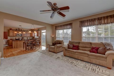 2720 Cavalcade Ct, Aurora, IL 60503 photo 2