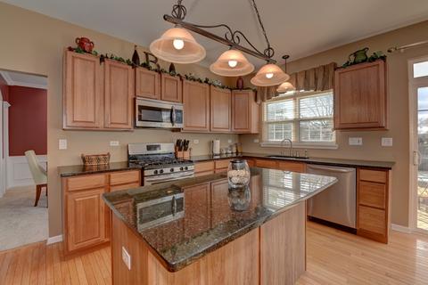 2720 Cavalcade Ct, Aurora, IL 60503 photo 5