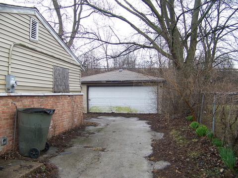 2707 Oxford Dr, Markham, IL 60428 photo 2