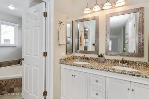 265 S Fork Dr, Gurnee, IL 60031 photo 14