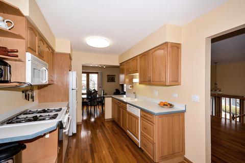 533 Surf Ct, Wheeling, IL 60090 photo 12