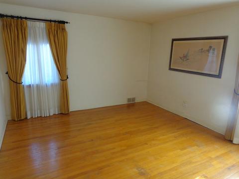 623 E Golf Rd, Des Plaines, IL 60016 photo 13