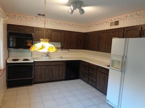 623 E Golf Rd, Des Plaines, IL 60016 photo 4