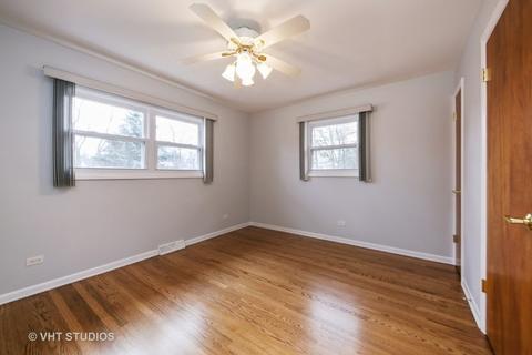 1710 Howard Ct, Wheaton, IL 60187 photo 9