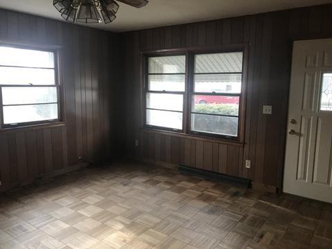 104 E 4th St, Wyanet, IL 61379 photo 8