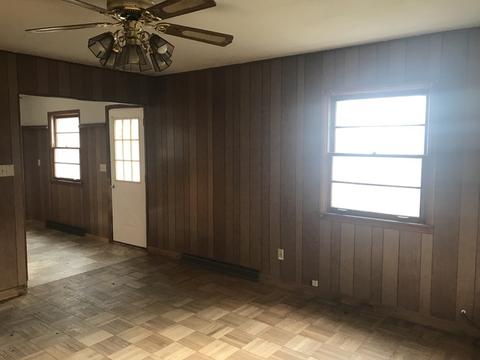 104 E 4th St, Wyanet, IL 61379 photo 7