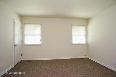 3912 Grove Ave, Mchenry, IL 60050 photo 6