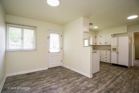 3912 Grove Ave, Mchenry, IL 60050 photo 4