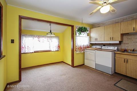 3601 Sigwalt St, Rolling Meadows, IL 60008 photo 4
