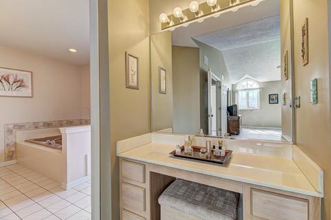 573 Adare Rd, Bartlett, IL 60103 photo 18