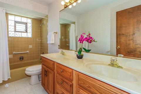 1835 Plainfield Dr, Des Plaines, IL 60018 photo 13