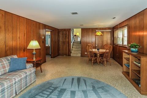 1835 Plainfield Dr, Des Plaines, IL 60018 photo 10