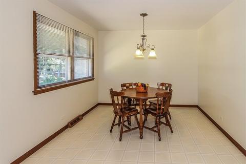 1835 Plainfield Dr, Des Plaines, IL 60018 photo 5