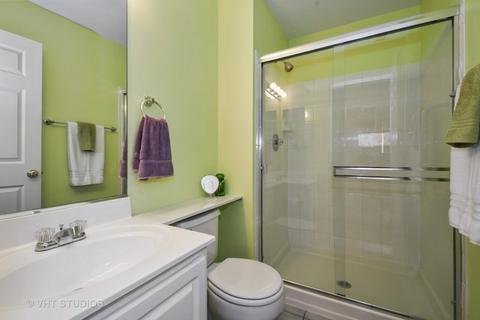 1680 Sienna Ct, Wheeling, IL 60090 photo 11