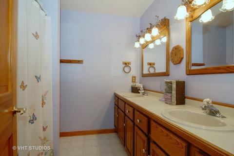 10711 Corneils Rd, Plano, IL 60545 photo 15