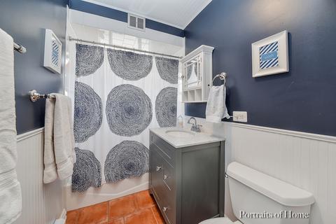 1019 E Liberty Dr, Wheaton, IL 60187 photo 13