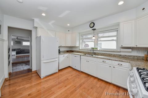 1019 E Liberty Dr, Wheaton, IL 60187 photo 6