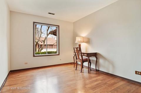 1735 Harrow Ct #D, Wheaton, IL 60189 photo 9
