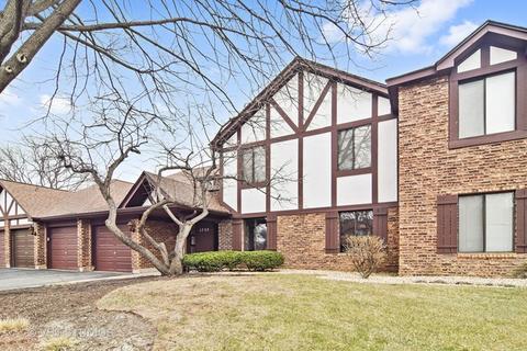 1735 Harrow Ct #D, Wheaton, IL 60189 photo 1