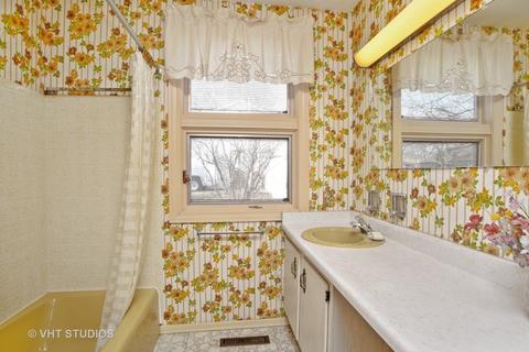 4508 Front Royal Dr, Mchenry, IL 60050 photo 9