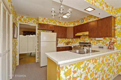 4508 Front Royal Dr, Mchenry, IL 60050 photo 2