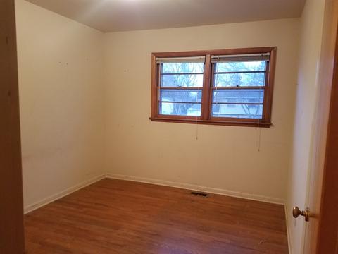 605 S Meadow Rd, Mchenry, IL 60050 photo 12