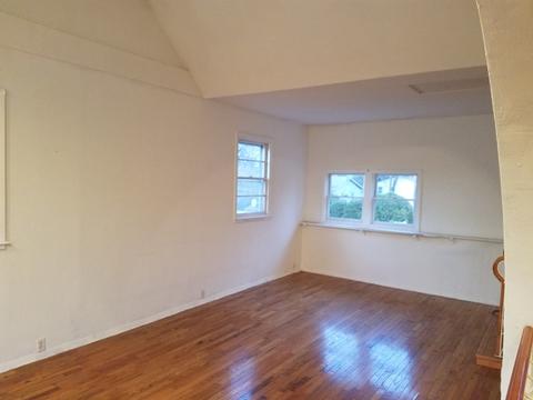 605 S Meadow Rd, Mchenry, IL 60050 photo 6
