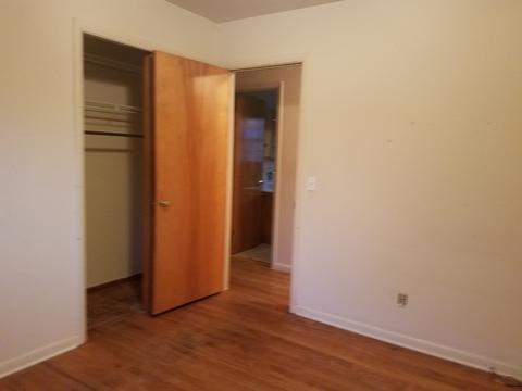605 S Meadow Rd, Mchenry, IL 60050 photo 13
